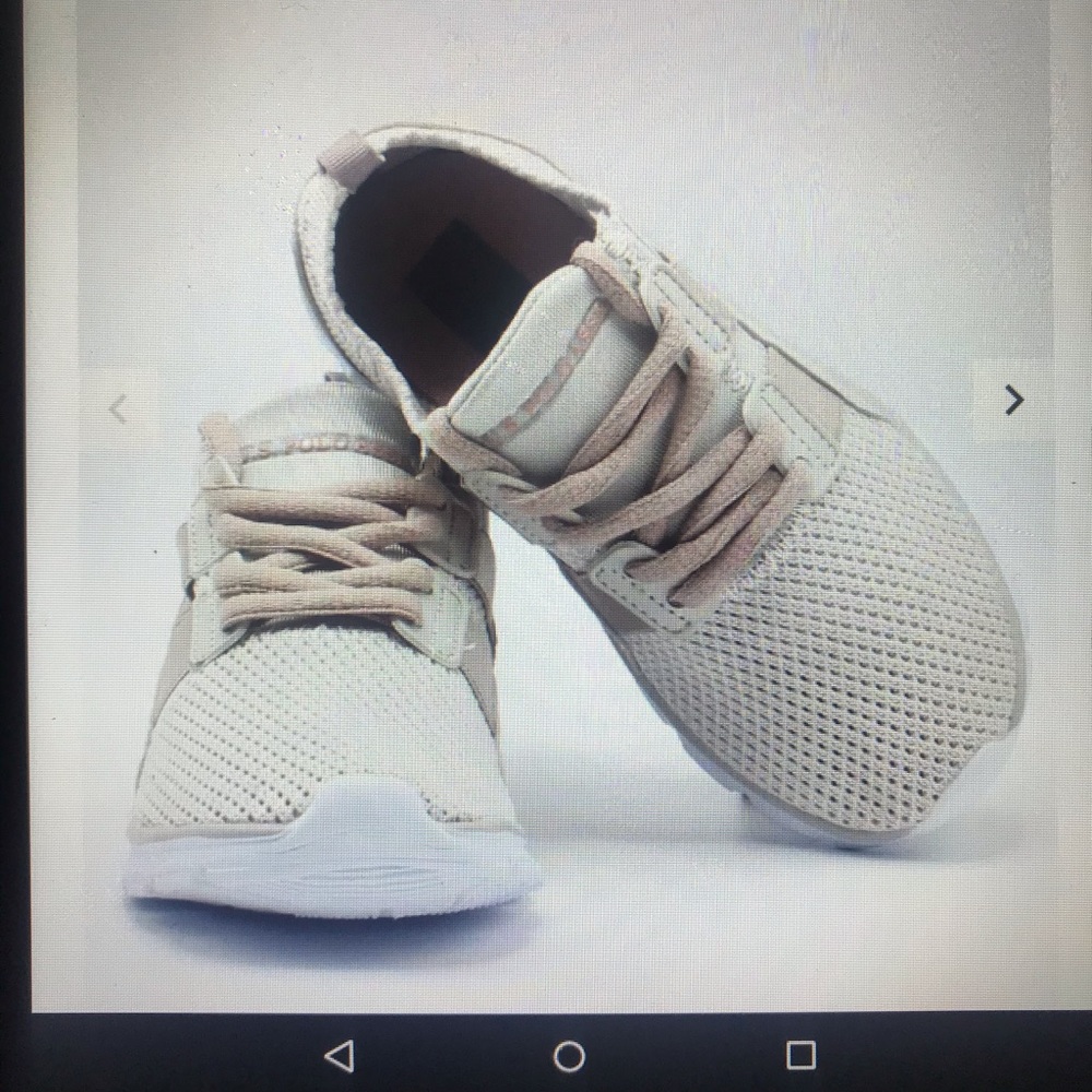 Shose - Picture 5 of 8